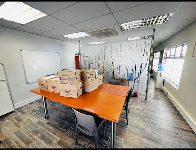 472M² OFFICE FOR SALE IN NELSPRUIT EXT 2
